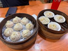 -莱莱小笼·乔艾