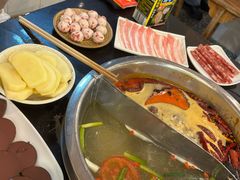 -重庆风光老灶火锅城(同德广场店)