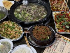 -乐山食古香跷脚牛肉