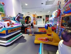 -Land Mark蓝马乐园(华联武夷购物中心店)