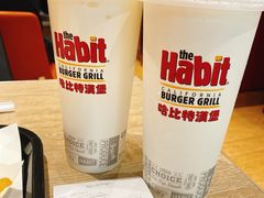 -The Habit Burger Grill 哈比特汉堡(爱琴海店)