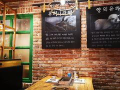 大堂-河坝烧烤串城(银亭路店)