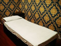 -东方亮足道(中国红街店)