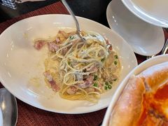 奶油培根意大利面-WOLFGANG PUCK KITCHEN & BAR(迪士尼小镇店)