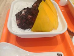 芒果白雪黑糯米甜甜-满记甜品(万科广场店)
