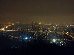 -鬼笑石后山停车场
