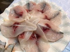 -鲜入围煮花胶鸡海鲜火锅