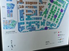 -龙湖天街-停车场