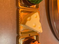 -黑金·寻焰自助百汇·烤肉·火锅(中街店)