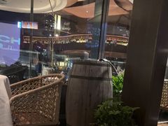 -MONICH牛排融合餐厅(和义大道购物中心店)