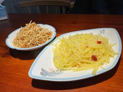 -海妹子酸菜鱼(四明中路店)