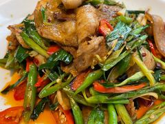 -有红鸡毛店·川菜(建设路店)