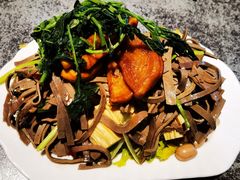 凉菜拼盘-华盛园卷子王农家菜水库鱼