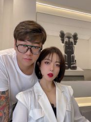 -AYO SALON