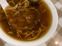 老香港湾仔翅-新大咀港式茶餐厅(宝山万达店)