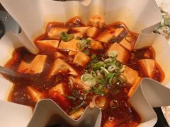-穹六人间 people 6(岳阳路店)