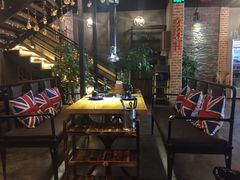 大堂-极简·炭火烤肉主题餐厅·龙虾烧烤·烤羊排(宝龙店)