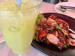 -大树下海鲜饭店