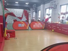 -悦动体能篮球羽毛球网球(三里河店)