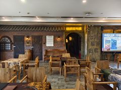 -逃脱反斗城沉浸剧情密室(阳光新业中心店)
