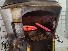 -三兄弟高炉烧饼