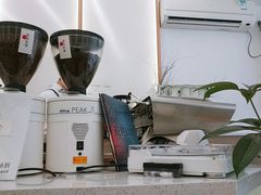 -Onirii Coffee(长乐路店)