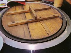 -人民公社铁锅炖·东北菜(卫国道店)
