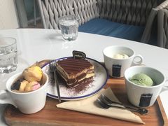 -LAVAZZA拉瓦萨咖啡(中航城君尚购物中心店)