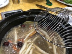 -濠轩阁特色生蚝火锅(水湾路店)