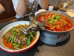 -万重锦·人文川菜馆(骡马市店)