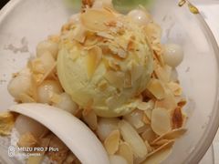 海盐焦糖优酪雪-满记甜品(日月光二店)