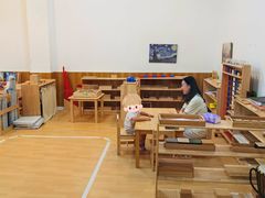 -婴智贝佳蒙特梭利早教托育中心(杨浦店)
