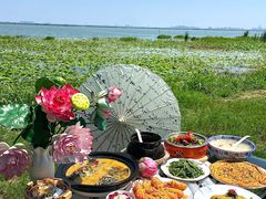 -七的湖·晚芳亭·阳澄湖农家菜·大闸蟹(莲花岛店)