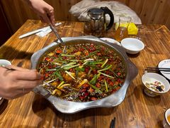 -乡土特色.冷锅鱼.牦牛肉汤锅