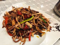 -小厨子私房菜·云南美食店