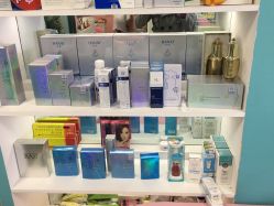 -斐尔国际皮肤管理中心