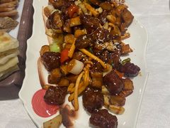 黑椒双菇牛肉粒-大眼锅贴水饺(河东店)