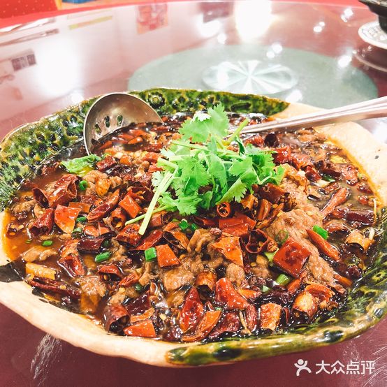 新地方川湘菜馆(会城店)