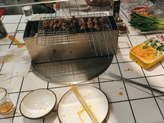 -喜悦小串丹东小黄牛海鲜烧烤大排档(民主广场店)