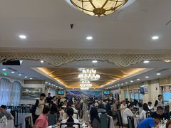 -汗腾格里·风味餐厅(新疆驻京办店)