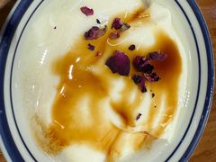 -云阿蛮云南生烫牛肉米线(奉贤路店)