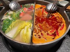 -三出山火锅(南京万象天地店)