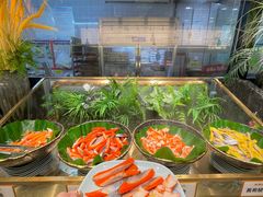-金滏山·烤肉海鲜火锅自助(襄阳万达店)