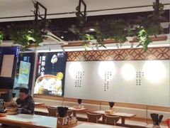 -馋三尺蟹粉小笼(人民广场店)