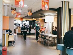 大堂-麦当劳(新世纪环球中心店)