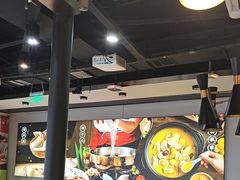 -洪氏嗨捞·猪肚鸡火锅(阳光天地店)