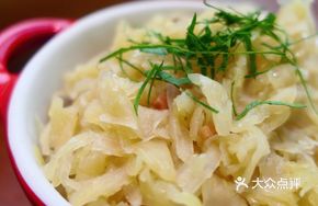 German Bacon Sauerkraut