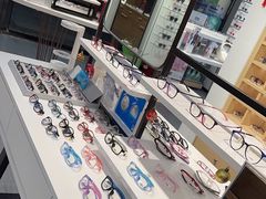 -一代眼镜·蔡司配镜(浦东大拇指广场店)