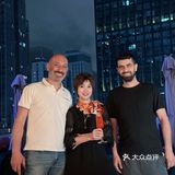 这里的露台view真的好棒，下雨也唯美