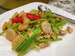 鲜核桃塘芹炒带子-新兴家喻酒家·羊城名宴(昌岗店)